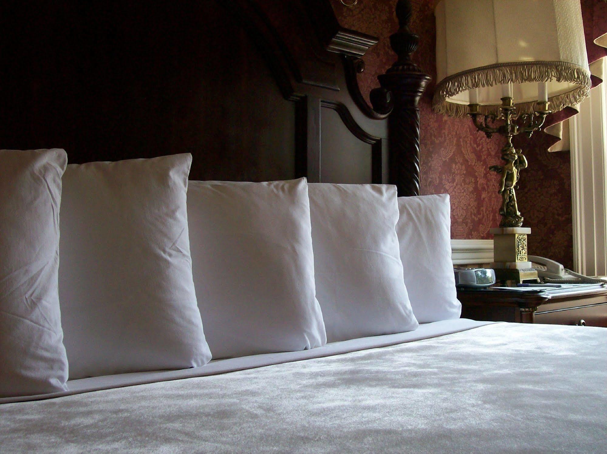 Hubbard Julias Bed And Breakfast חדר תמונה